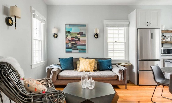 Radcliffeborough House | Sleeps 16 | Pet-Friendly 2-Unit w/Backyard Oasis