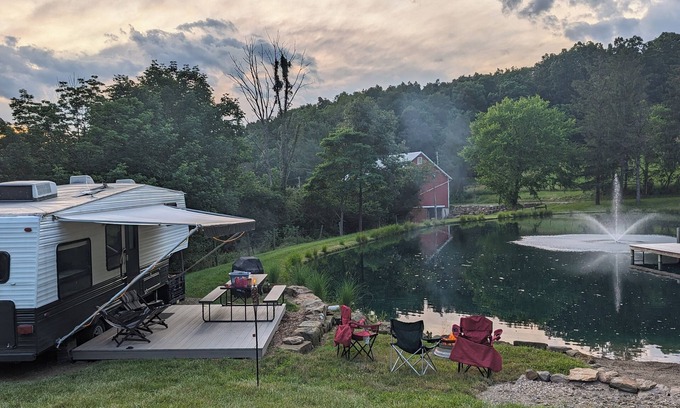 Blissfield RV Rental | Sleeps 4, secluded, Amish Country