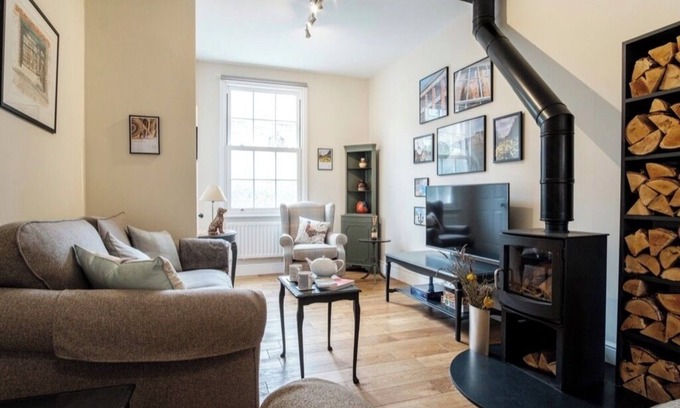 York House | Sleeps 6#Central York#5★Townhouse#Parking#Cinema & Games Room
