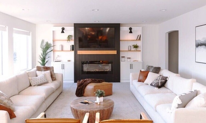 Orem House | Sleeps up to 20! 5000sqft 6bd/3.5ba. Basement apartment. 2 kitchens.Luxury Home