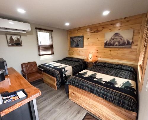 North Greece Hotel | Sleepy Bear Inn