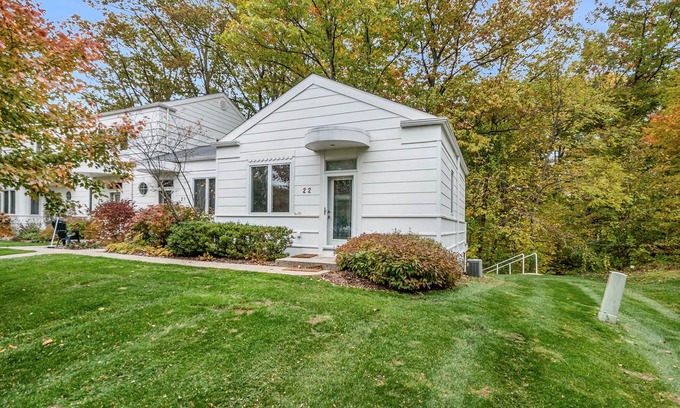 South Haven Villa | Sleepy Hollow Beach Resort introduces Terrace 22