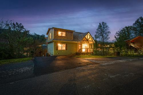 Gatlinburg House | Sleepy Hollow