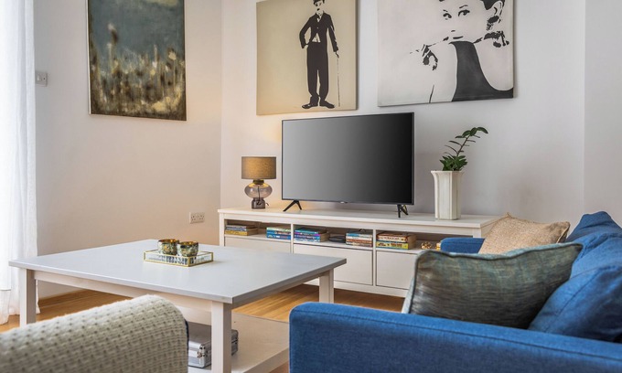 Sliema Apartment | Sliema Luxury Charm, 2BR-2BH, Sleeps 6, Pool Table
