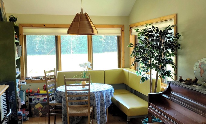 Upper Peninsula Cabin | Slippery Jim's Cozy Retreat