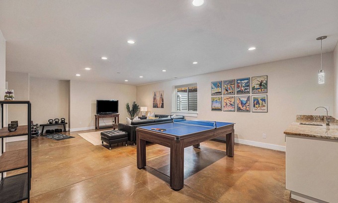 West Colfax House | Sloan's Lake Loft | Hot tub & Rooftop Patio