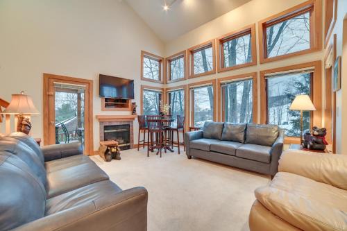 Boyne Falls Apartment | Slopeside Boyne Mtn Resort Condo with Deck!