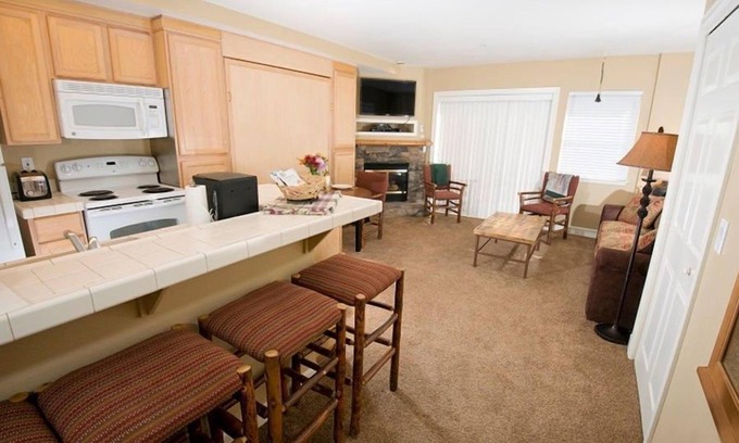Kirkwood Condo | Slopeside Location + Shared Outdoor Hot Tub