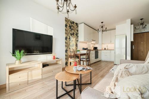Lodz Apartment | Slovianka Comfort by LookAp - darmowy parking, Jacuzzi i basen!