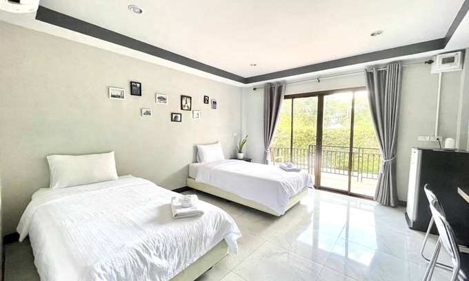 Lampang Hotel | Smaids Room