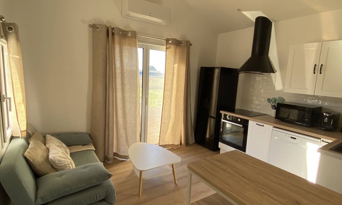 Saint-Sulpice-de-Faleyrens House | Small house on the banks of the Dordogne