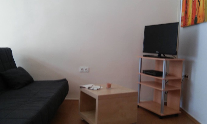 Dinslaken Apartment | small apartment with private parking
