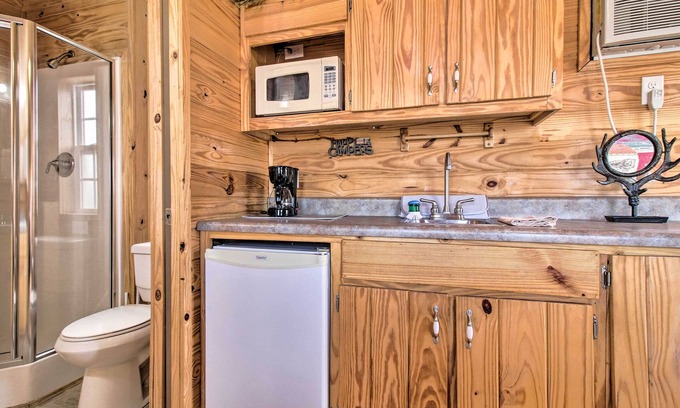 Livingston Cabin | Small Cabin 2, Big Montana Feel!