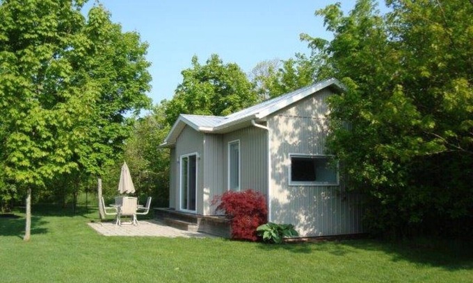 Kemble House | Small family? Nature lover? Birder? Writer? Hiker? Stargazer? WELCOME!
