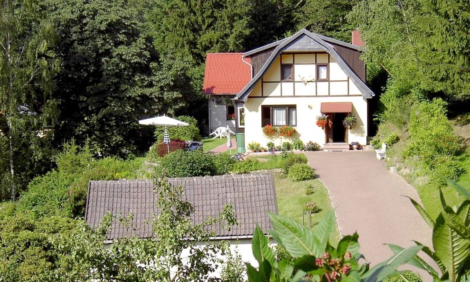 Stolberg House | Small, fine holiday home in a prime location