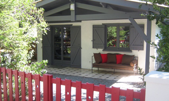 Hourtin House | Small fisherman's house renovated near Lake Hourtin.