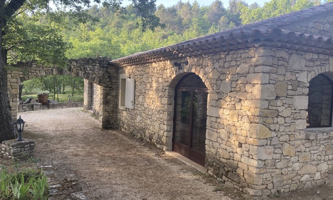 Saint-Martin-de-Castillon Other | Small Provencal farmhouse with p terrace and close to tourist attractions
