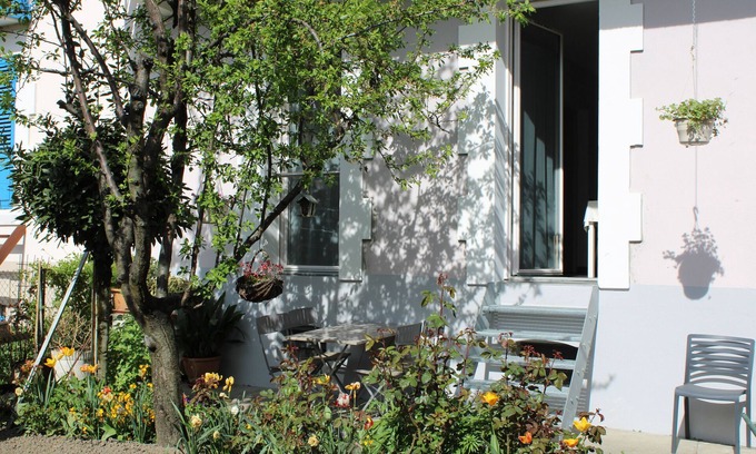 Annecy House | Small green area in the heart of town