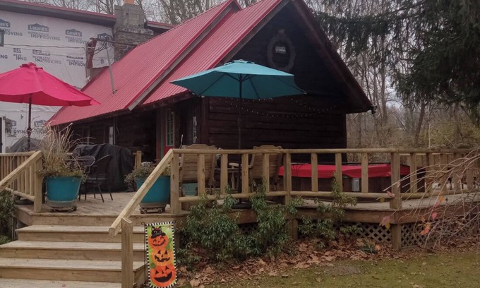 Oxford Cabin | Small Log Cabin in the woods in Oxford, NY