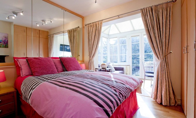 Mapesbury Apartment | Small Luxury Apartment, Central London
