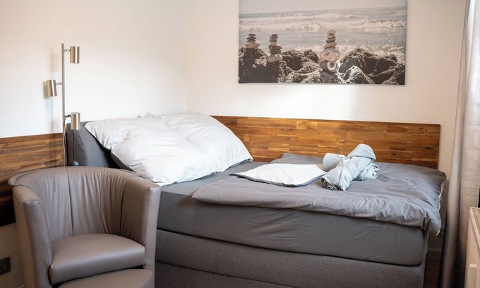 Bad Ems Apartment | Small modern, cozy apartment at the Kurhotel 1 minute walk to the Lahn