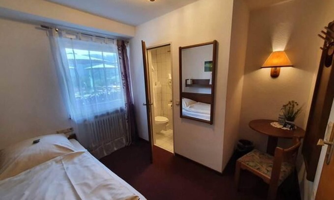 Hasenfeld Bed & Breakfast | Small Single Room - Haus Diefenbach, Pension Ferienwohnungen