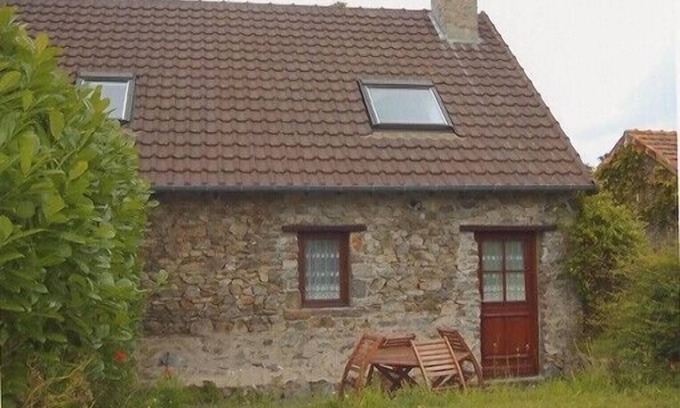 Saint-Malo-de-la-Lande Cottage | Small stone house, enjoy the peace and quiet of the countryside.