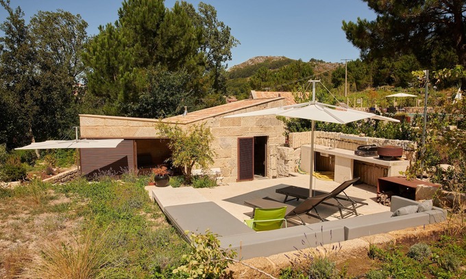 Donon House | Small stone house four 4 people in an unspoilt natural setting 1km from the sea
