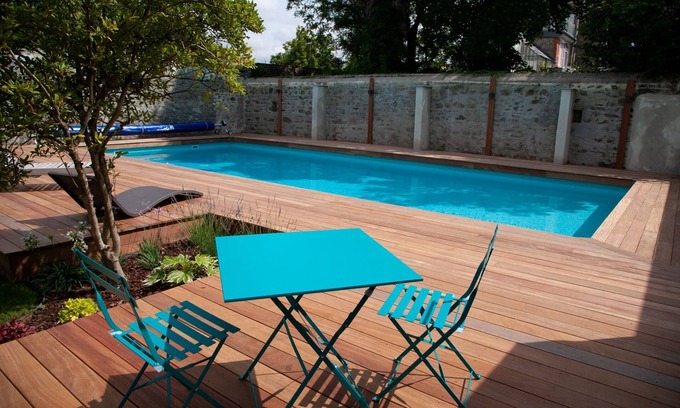 Coutances House | Small town house with swimming pool