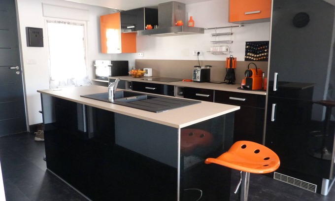 La Tremblade House | Small traditional house classified 3 * 3 km from the beaches