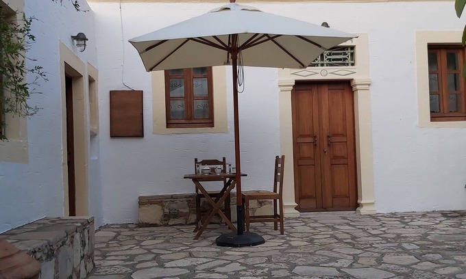 Zia House | Small traditional house in Asfendiou