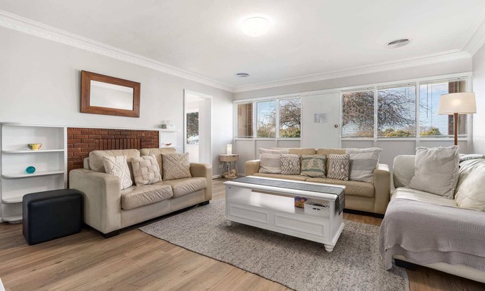 Blayney House | Small Villages Retreat - Escape the City Life