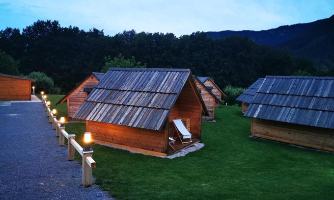 Zgornja Dobrava Apartment | Small wooden houses and Apartments Zgornja Dobrava