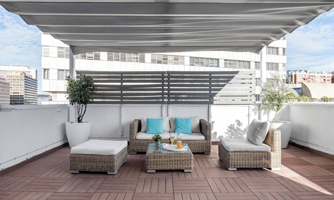 Castillejos Apartment | Smart Cuzco Castellana Penthouse