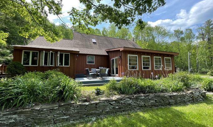 Schenevus House | Smiling Pines - Unique getaway - private pond, kayaks, fire pit, king bed