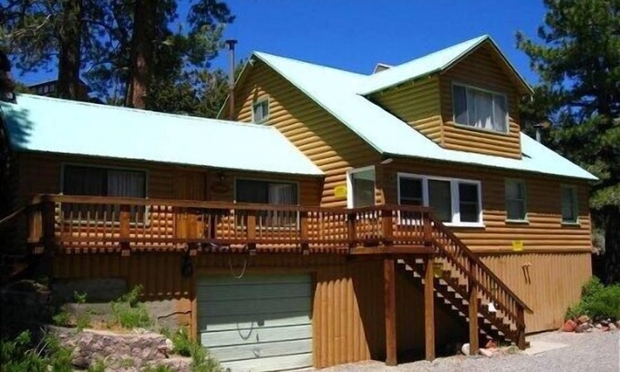 June Lake House | Smith Mountain Home CUP18-009 AP 18-004