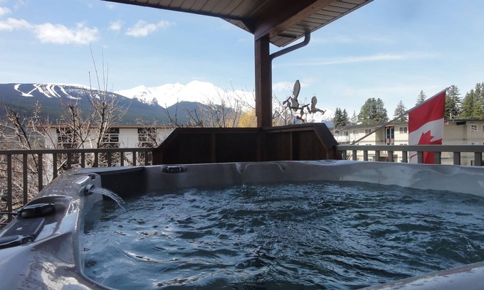 Smithers House | Smithers Guesthouse