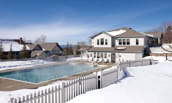 Jeffersonville Condo | Smuggler's Notch Vermont/1 bedroom DELUXE