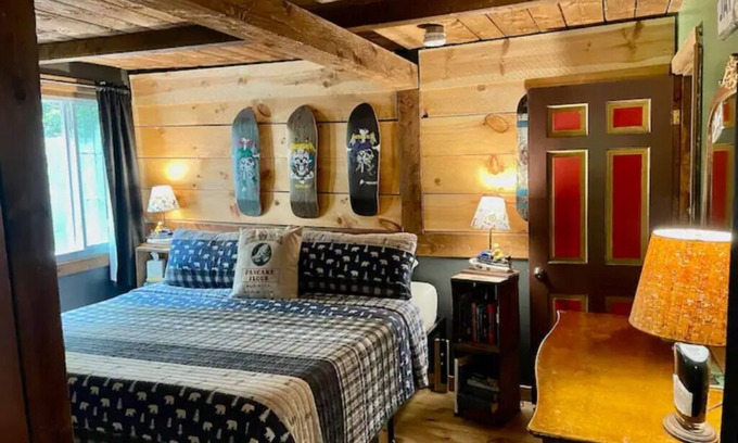 Waterbury Cabin | Smugglers' Notch - Grunberg Haus Inn & Cabins