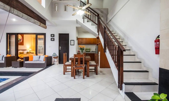 Legian City-Centre Villa | SMV . 4-BR · ❤️4BR Pool Prime Area Walk To Beach N Shops Legian