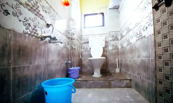 Begumpet Condo | SN302 - Complete 2BHK with Kitchen, AC, TV, Sofa