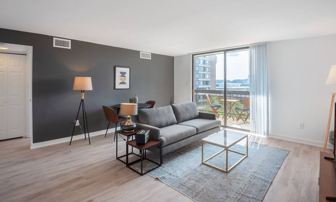 Foggy Bottom Apartment | Snazzy Foggy Bottom 1BR w/ W/D + Gym near Kennedy Center by Blueground
