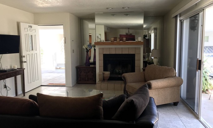 Bullhead City Condo | Snow bird Retreat & Traveling nurses Welcome