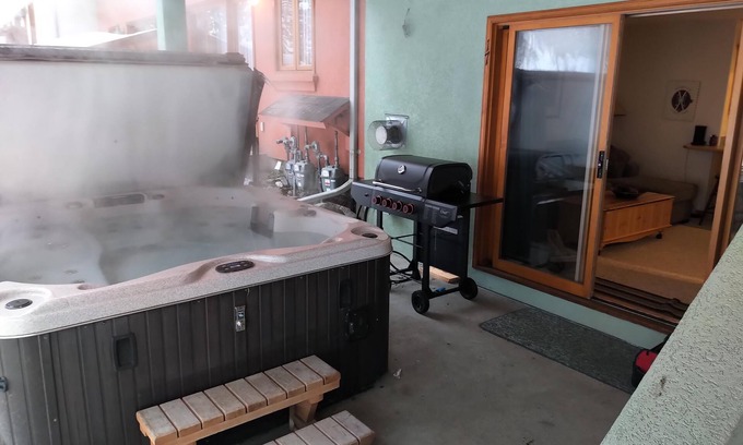 Sun Peaks Condo | Snow Creek Village Ski in and ski out