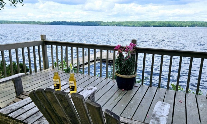 Sidney House | Snow Pond Serenity|Lakefront|Dock|Sunset Views