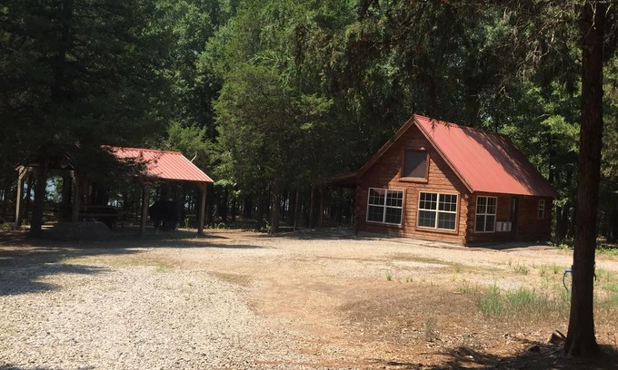 Scranton Cabin | SNOW'S LOG CABIN ON LAKE DARDANELLE ON DUBLIN BAY ๐๐ฆ