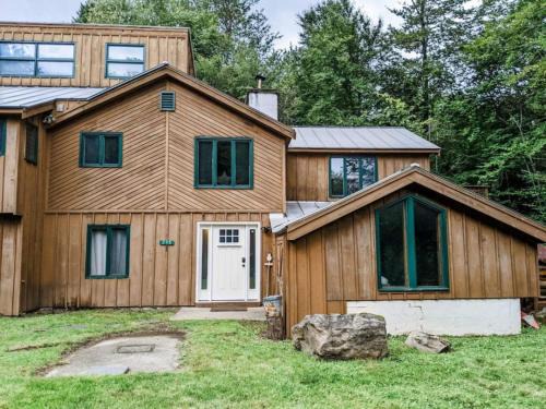 Killington House | Snowarts- Game room, Fireplace, Close to golf