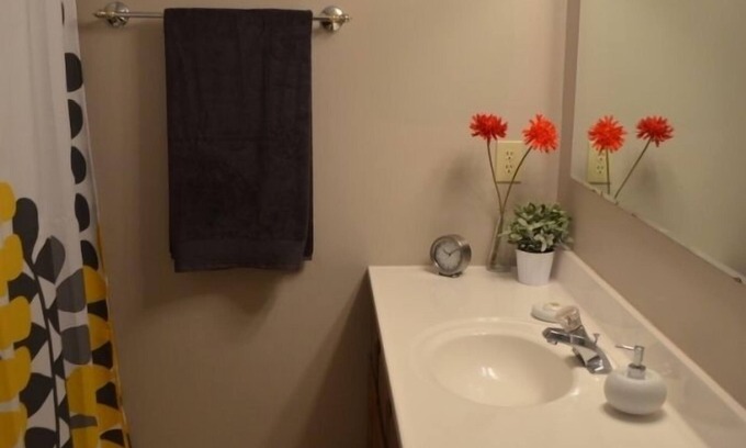 Crescent Beach House | Snowbird: 3br 2bth Pet Friendly Home 2 Blocks From Ocean