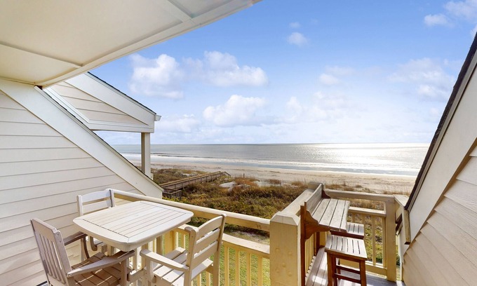 Long Beach Condo | Snowbird friendly top-floor condo with high-speed internet, ocean view balcony