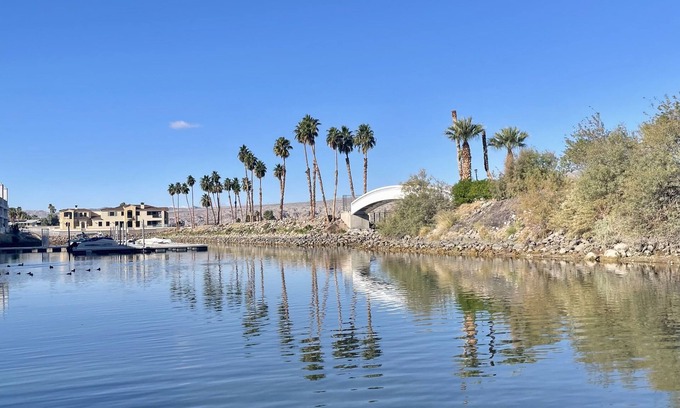 Bullhead City House | Snowbird Winter Villa